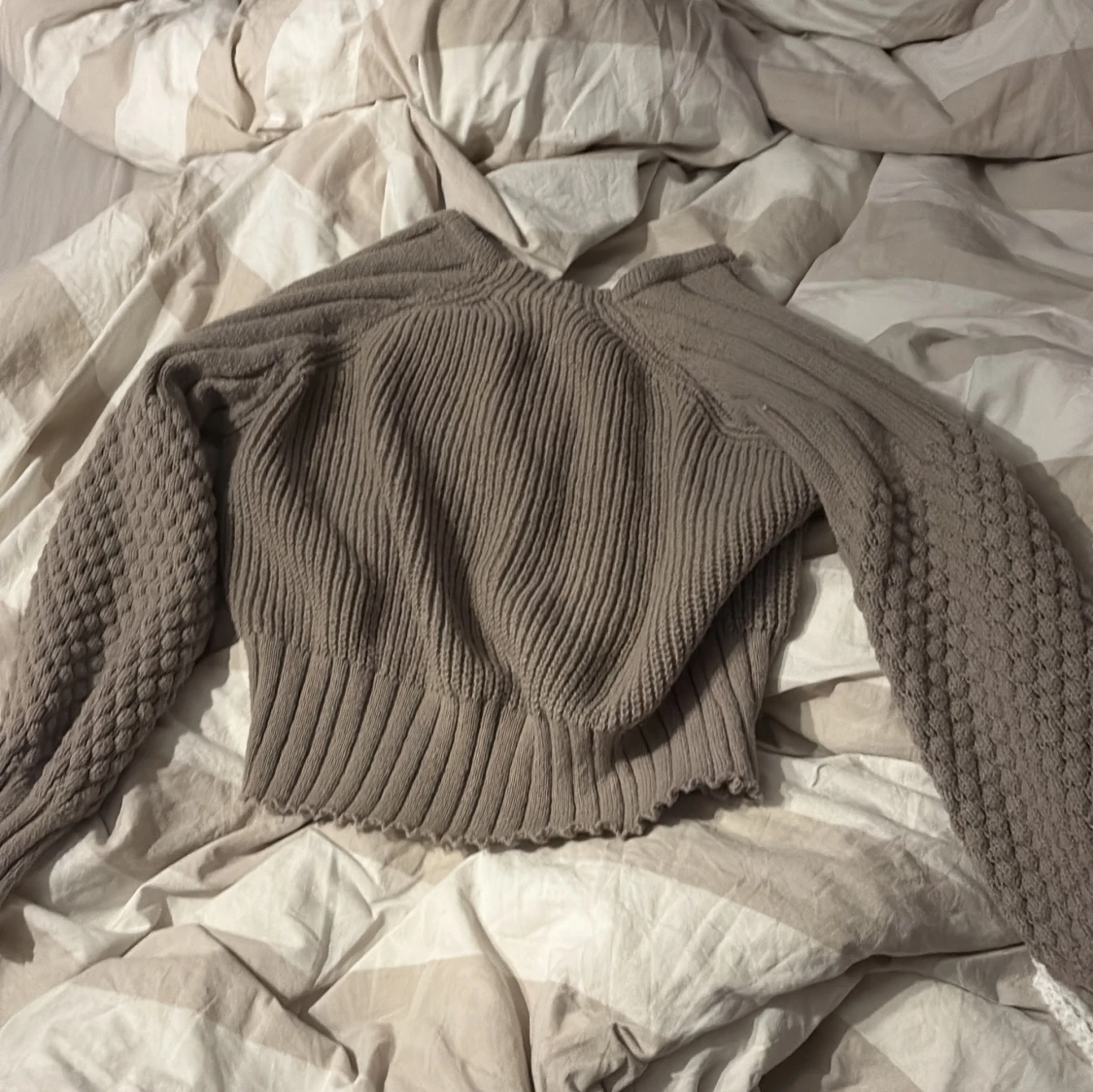 Beige stickad kofta från SHEIN - 2