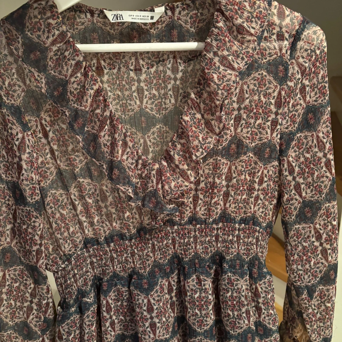 Mönstrad kortklänning från Zara - 3