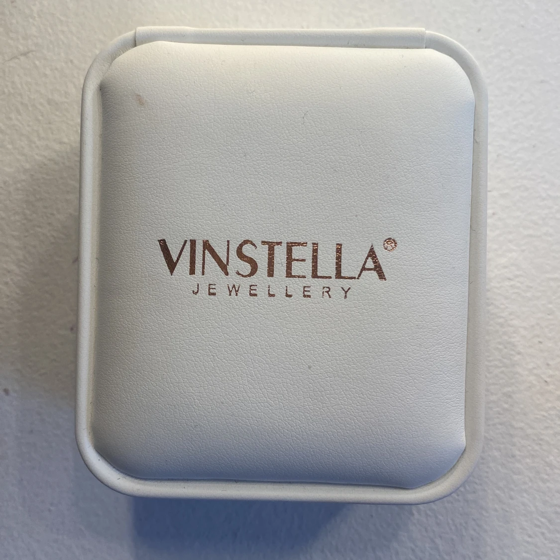 Glittrigt silver armband från Vinstella - 2