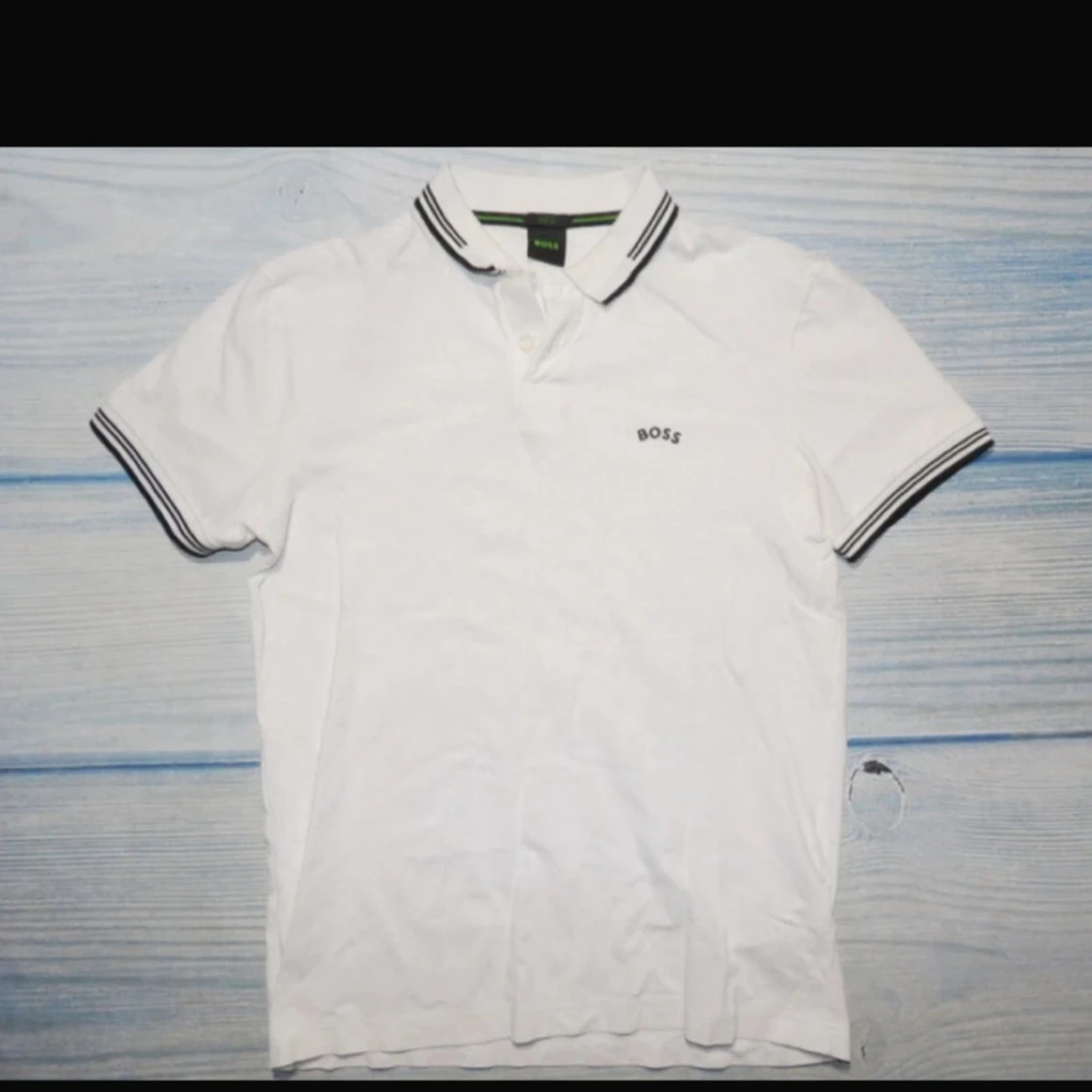 Vit pikétröja från Hugo Boss