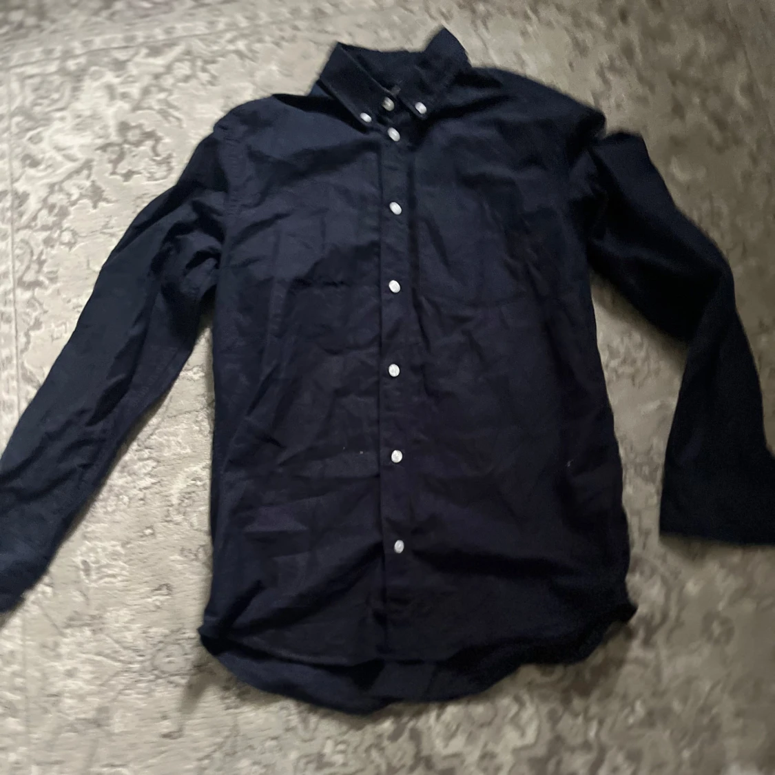 Mörkblå skjorta från H&M, storlek S - 2