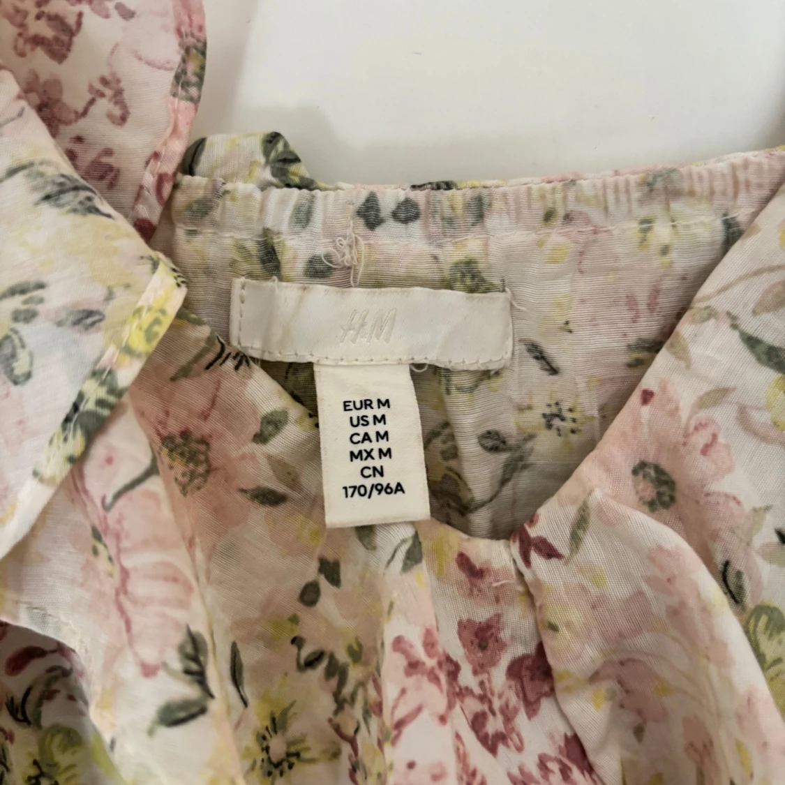 Blommig långklänning från H&M - 1