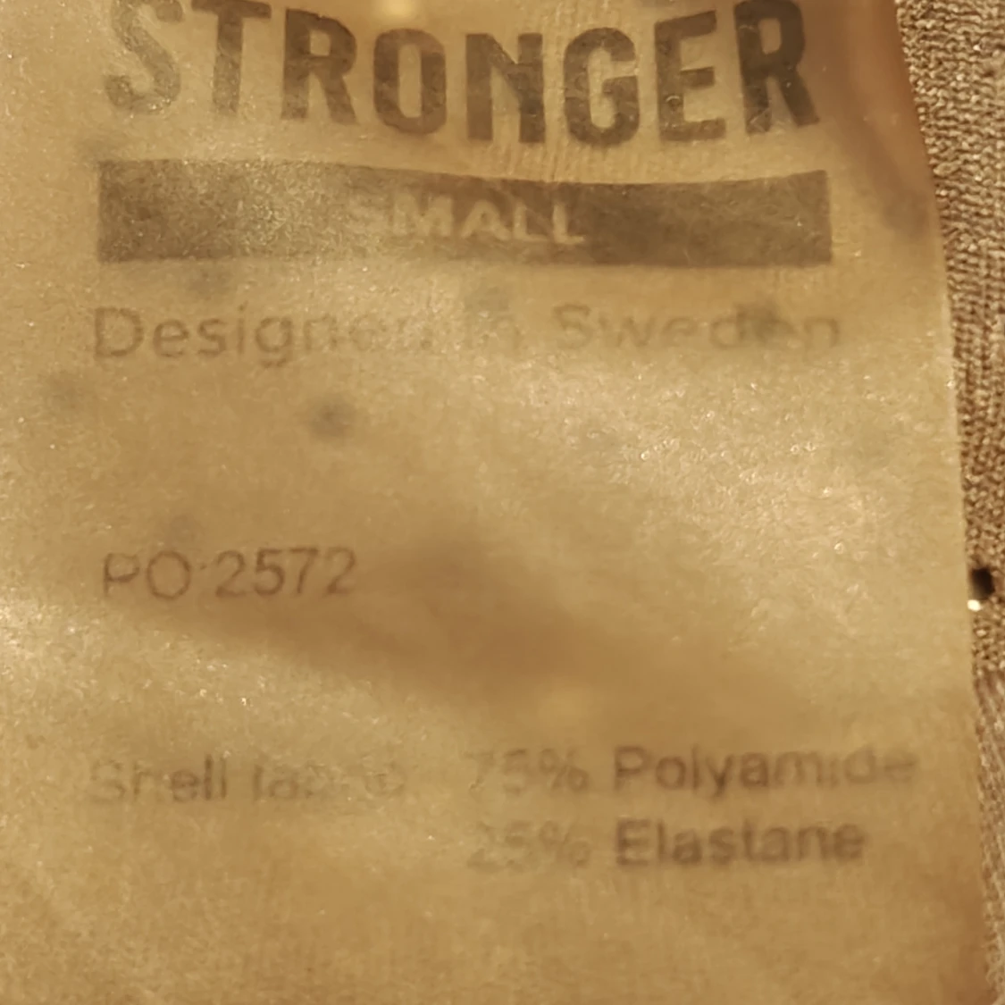 Brun långärmad träningströja Stronger - 3