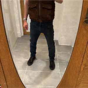Replay jeans  - Ett par snygga jeans från Replay i storlek W31 L30 i modellen Anbbas 