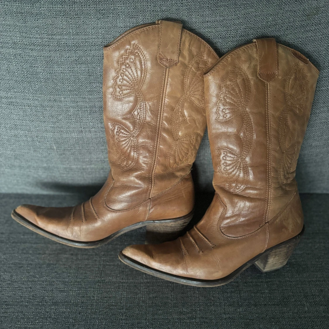 Bruna cowboy boots med spetsig tå - 1