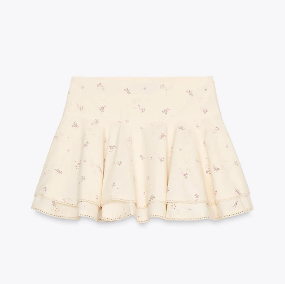 Supersöt ljusgul volangkjol