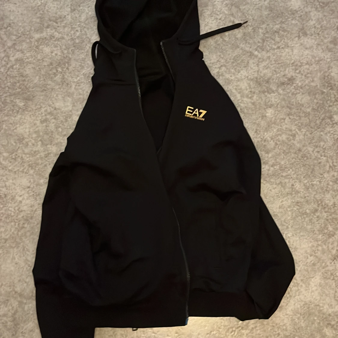 Svart EA7 hoodie med dragkedja - 4