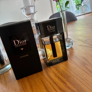 Dior Homme Intense Eau de Parfum samples - 2Ml:29 3Ml:49 5Ml:69 10Ml:119 30Ml:279