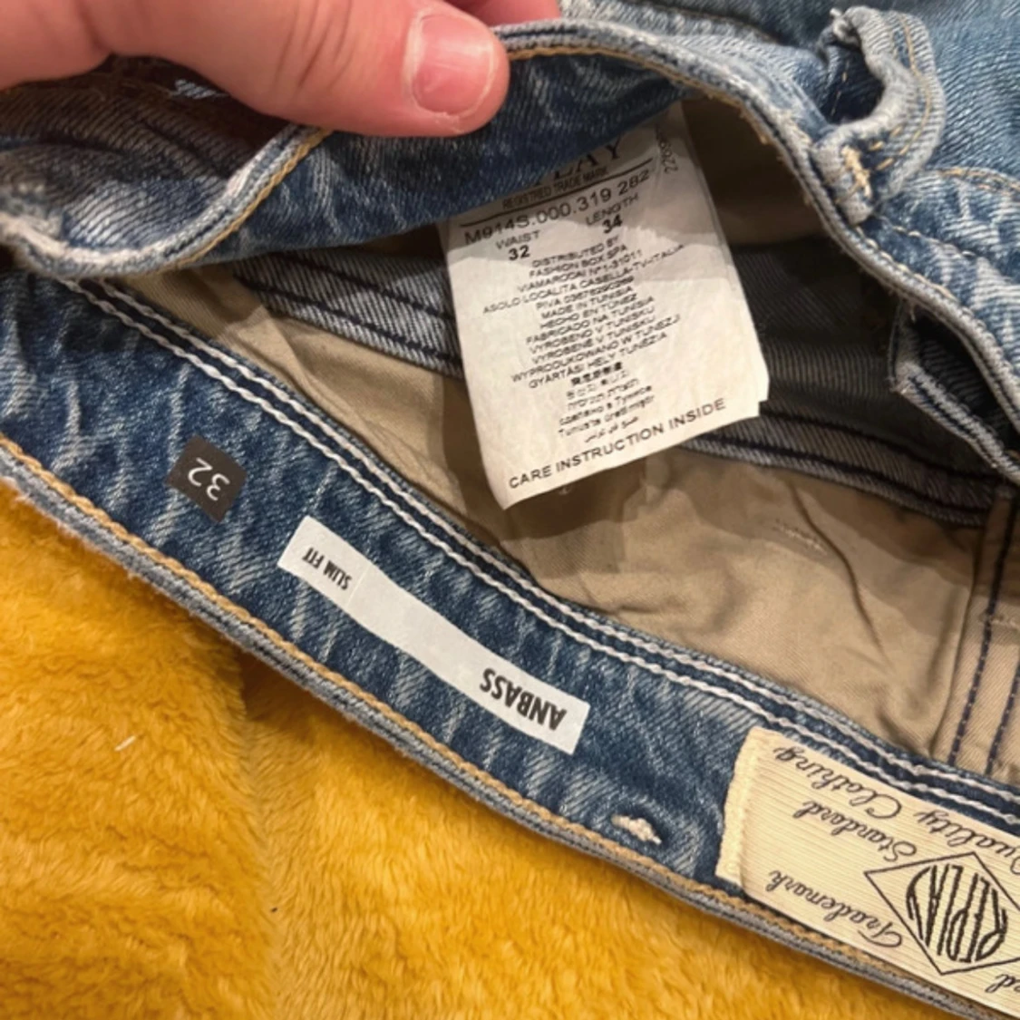 Replay anbass 32/34 slitningar - 3