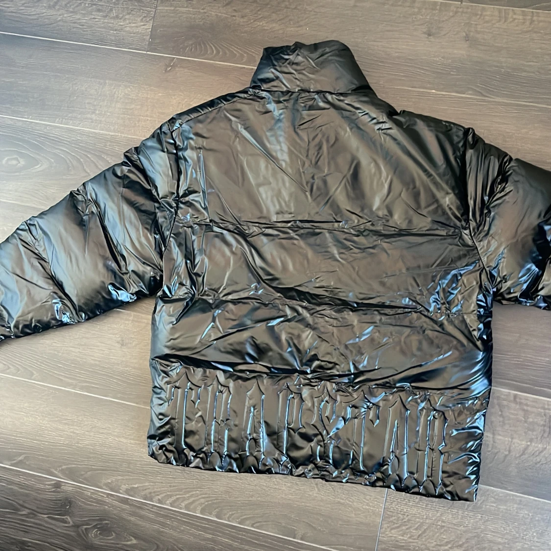 Svart pufferjacka från Trapstar - 1