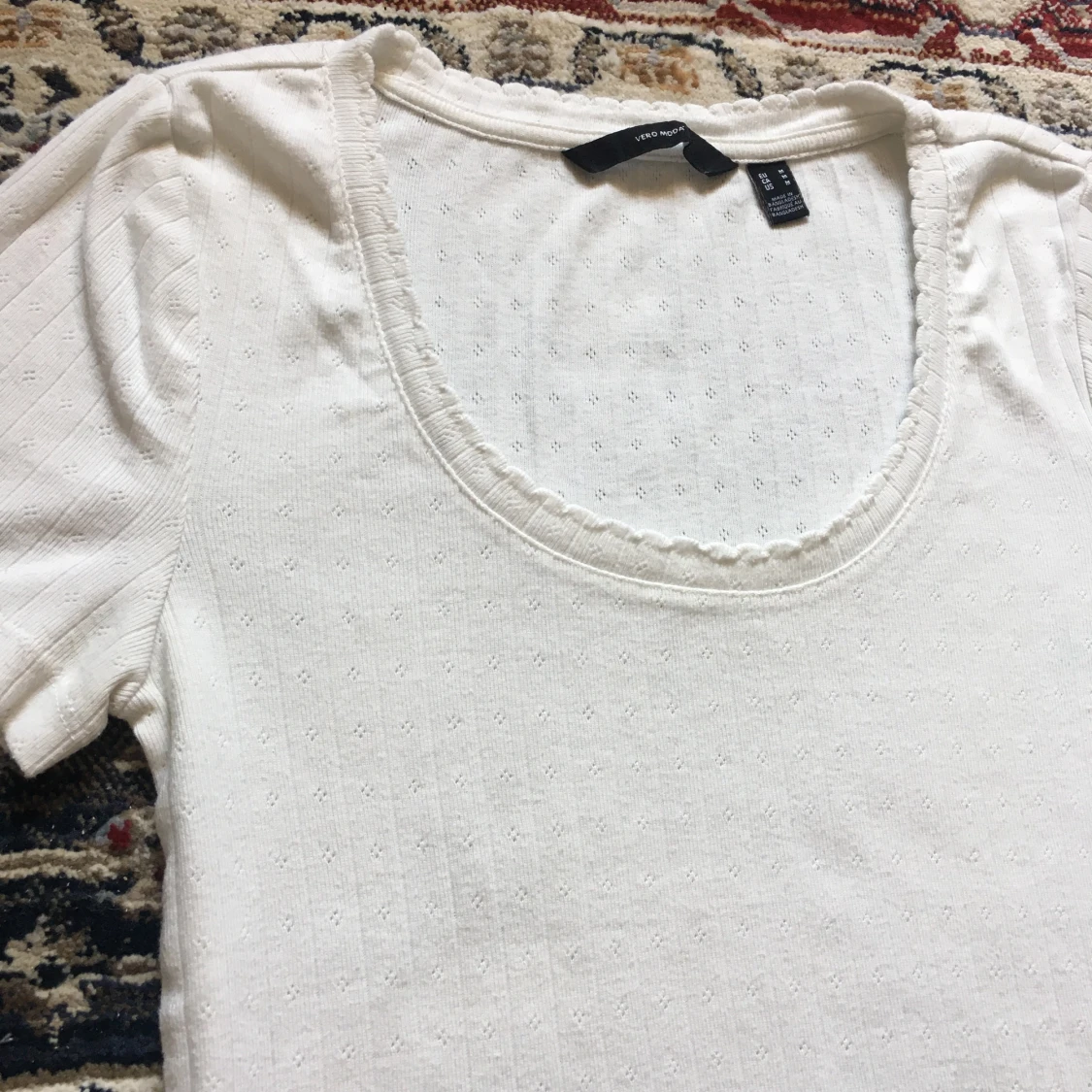 Hålmönstrad topp/ mönstrad T-shirt, Vero Moda - 3