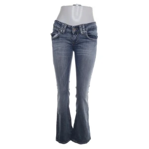 bootcut jeans - storlek:38/32, midja:66cm❤️