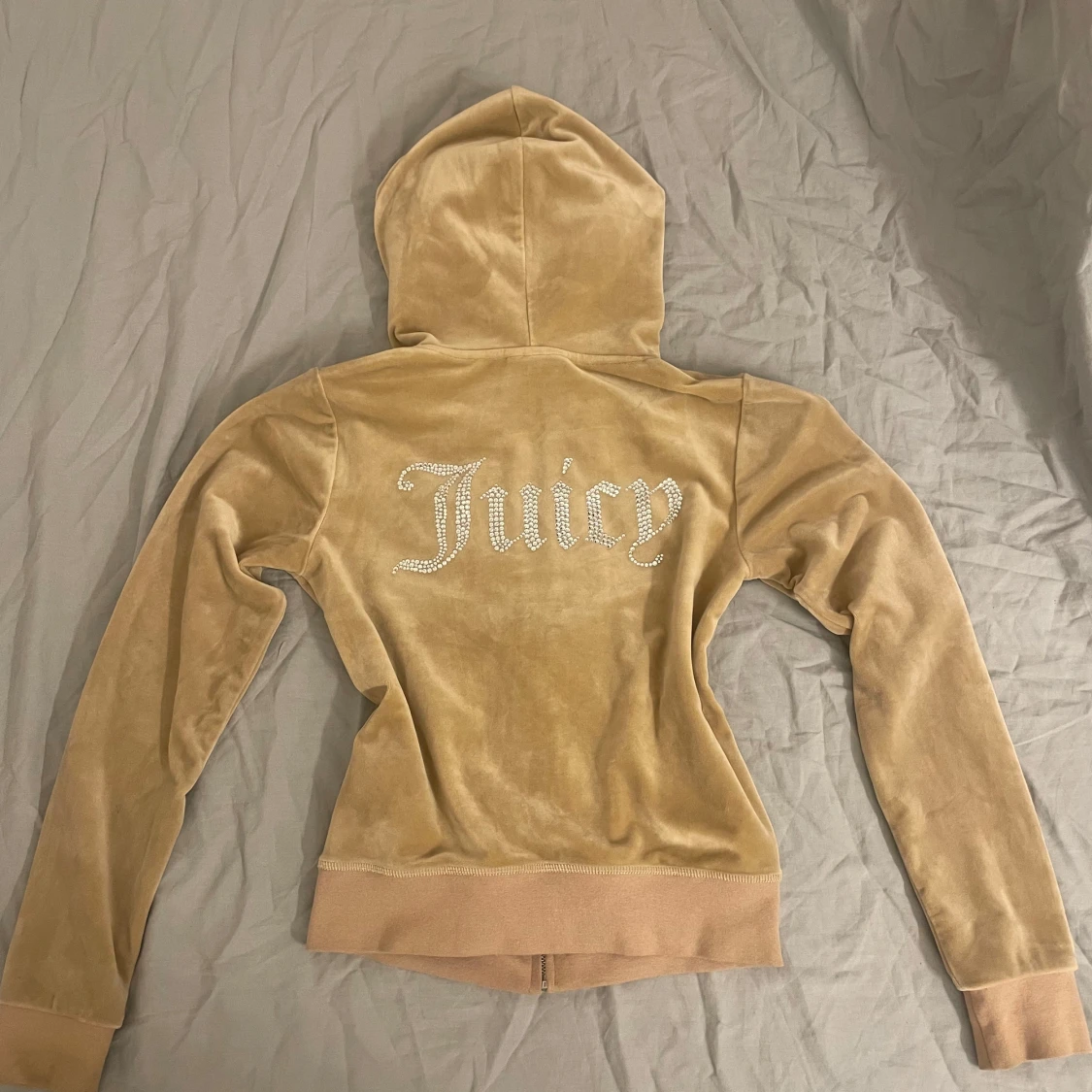 Beige hoodie från Juicy Couture - 1