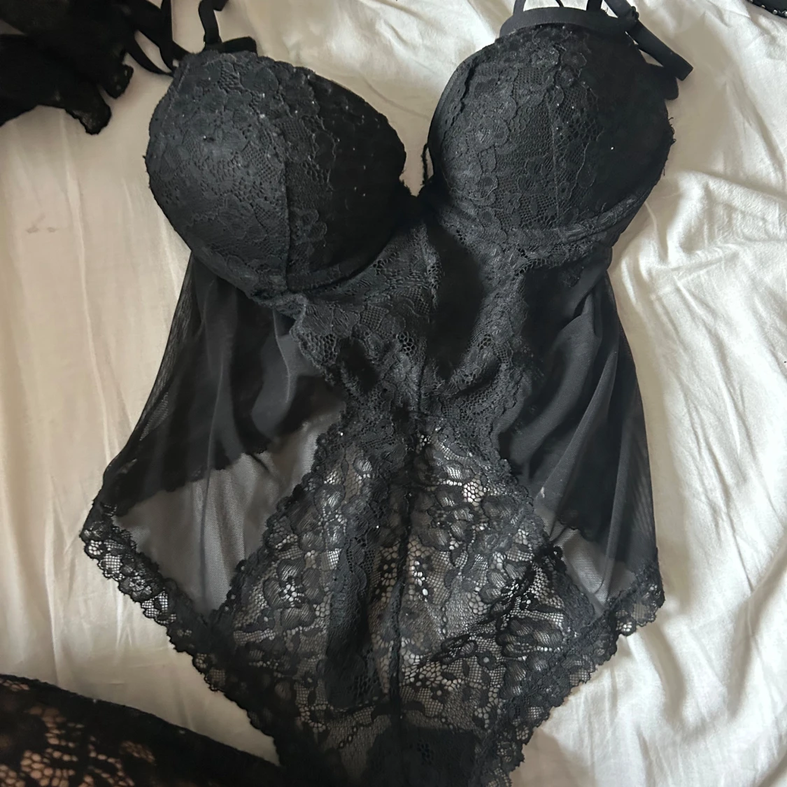 Svart spetsbody - 1