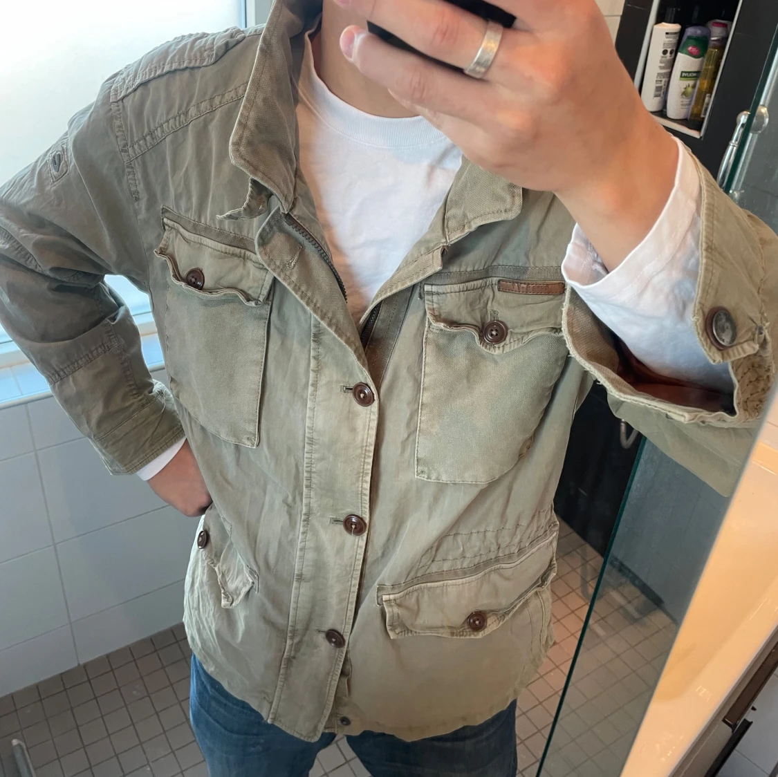 Militärgrön fieldjacka