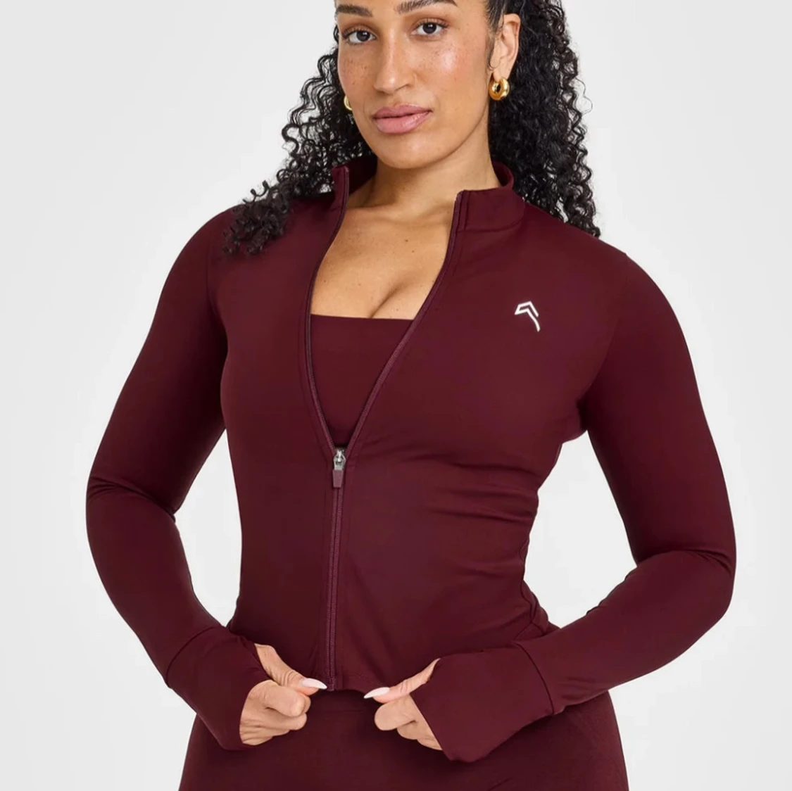 Vinröd träningsjacka med dragkedja