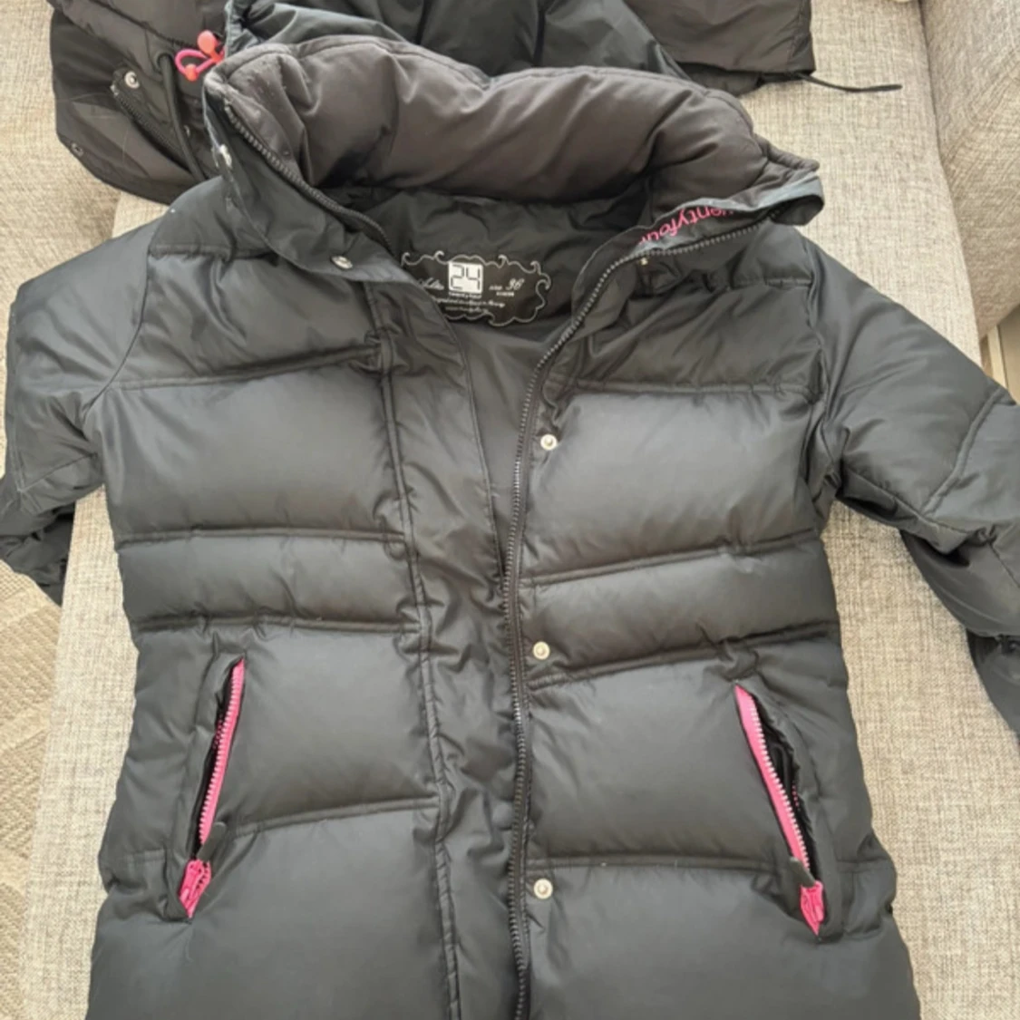 Svart dunjacka från Twentyfour - 1