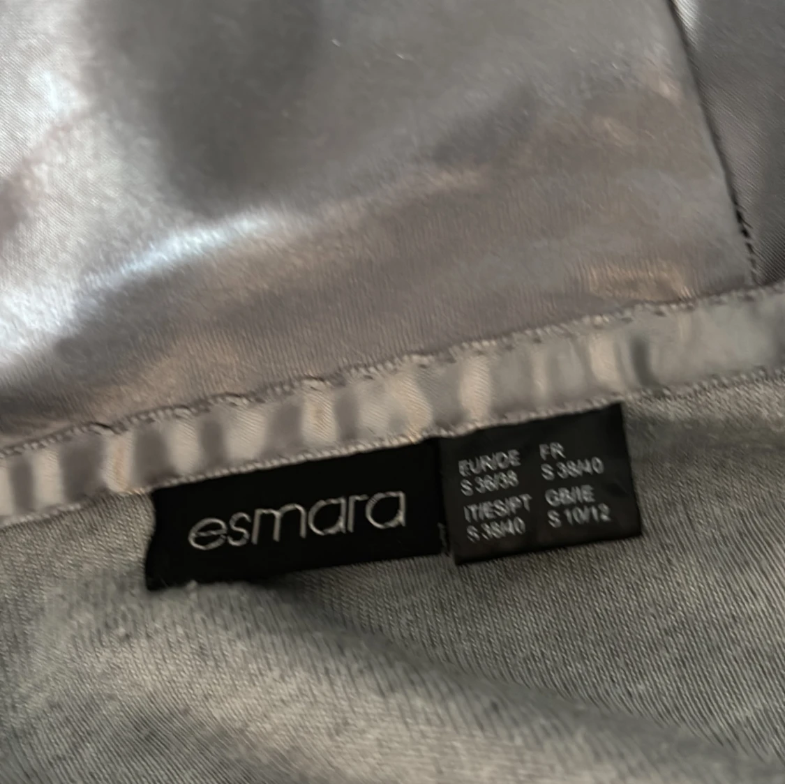 Grå hoodie från Esmara - 2