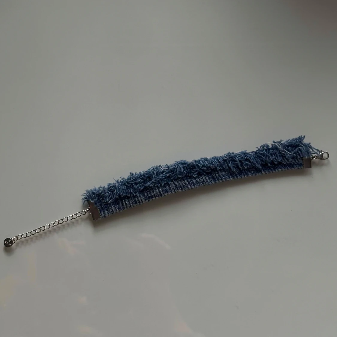 Blått jeansarmband - 1