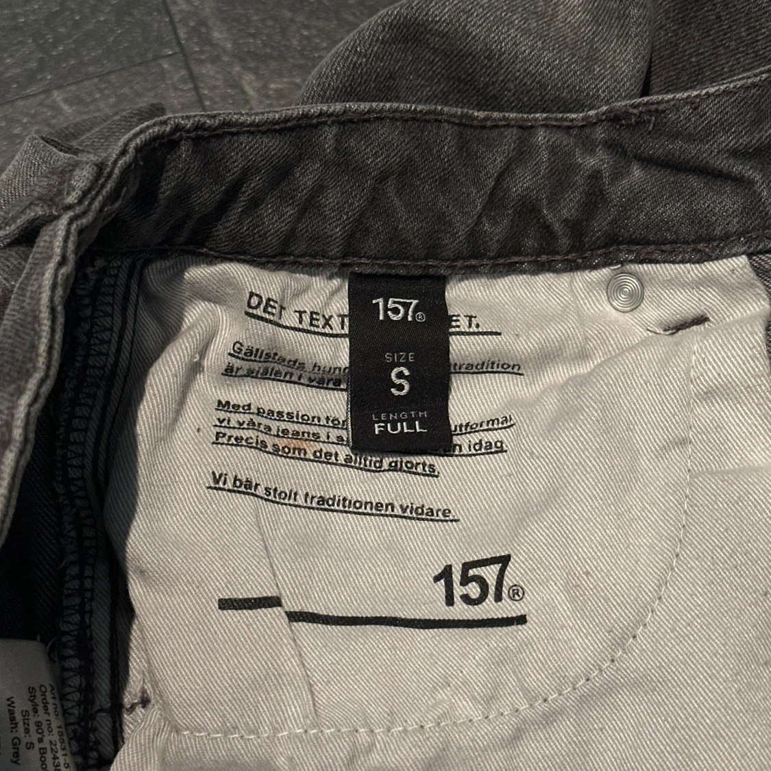 Gråa jeansbyxor från 157 - 4