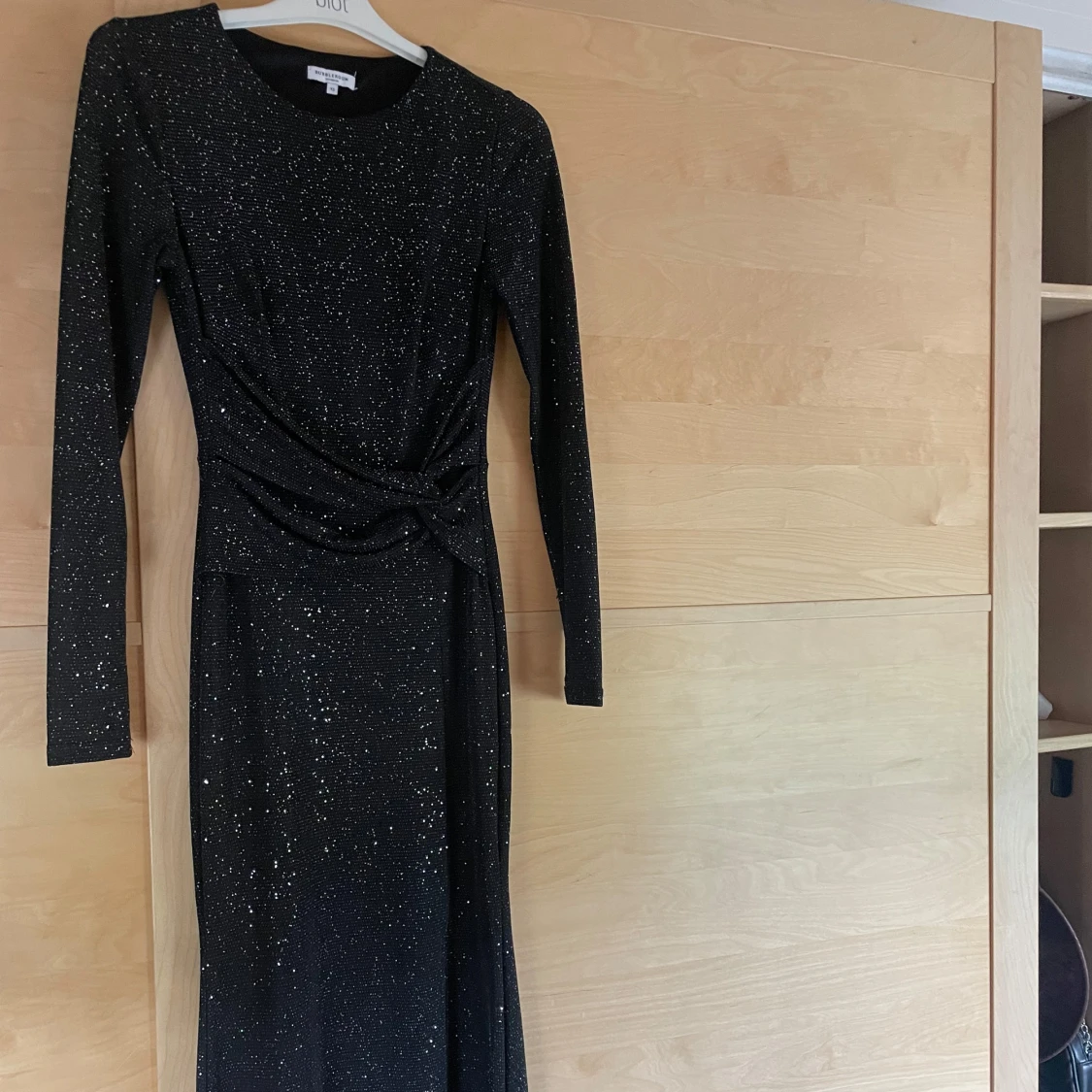 Svart glittrig balklänning  - 2