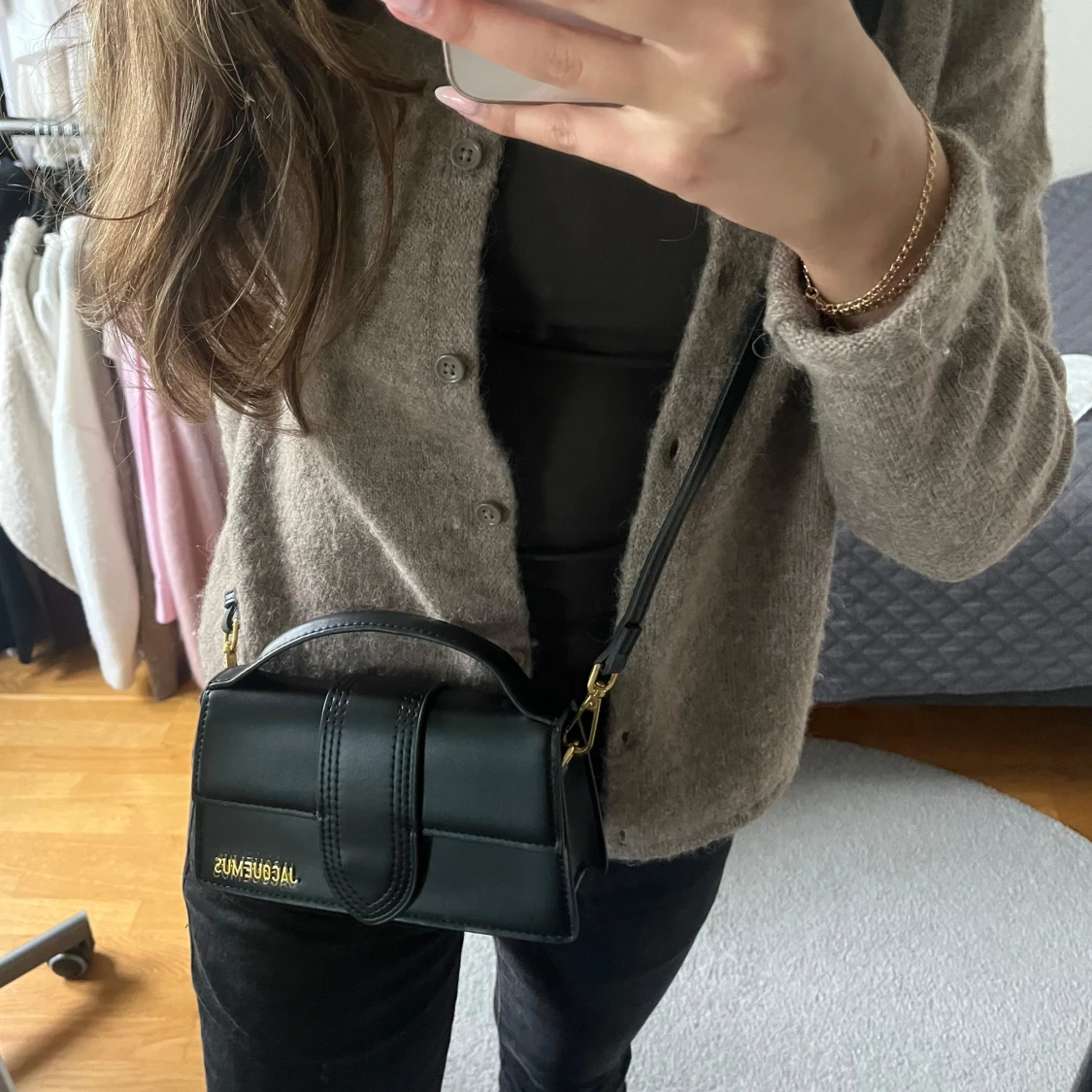 Svart handväska  - 4