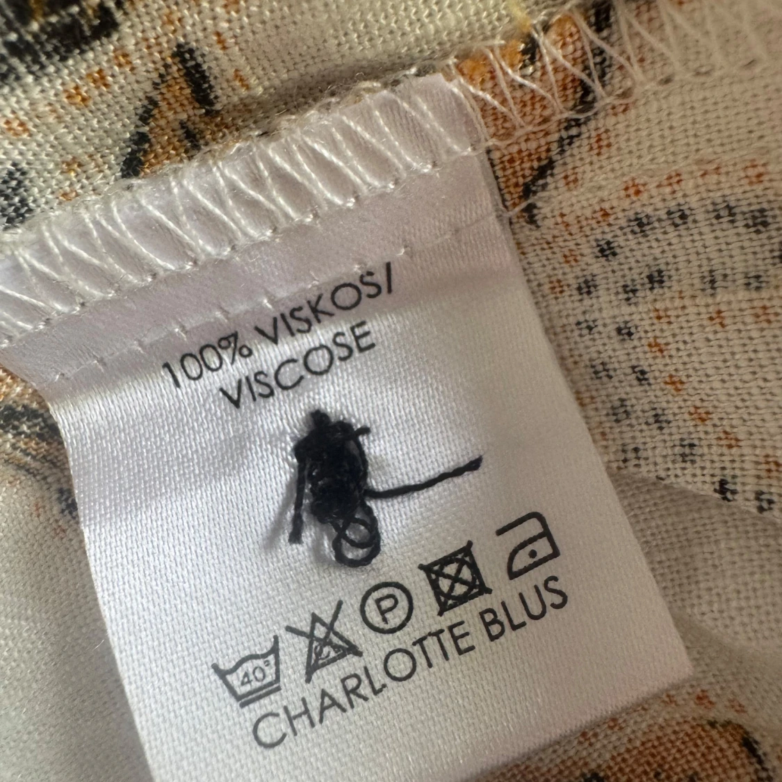 Blommig tunika/klänning från Dea - 4