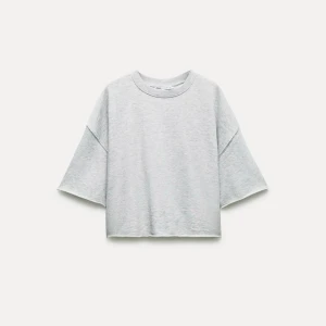 Kortärmad sweatshirt  - Tröja från Zara som ska vara lite oversized. Säljs inte längre