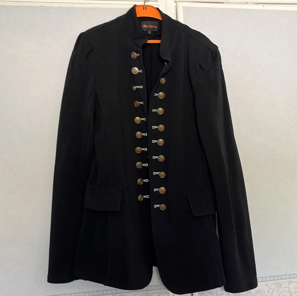 Svart rock från Chica London, S