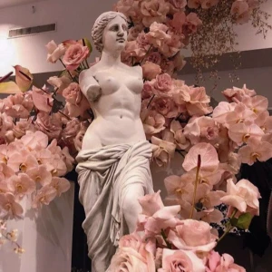 Bankid isnt working on here!!! - Buy from me on vinted while I fix this problem!!  https://www.vinted.se/member/248310296-kanade25