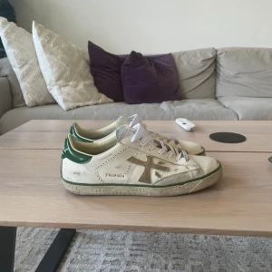 Premiata Steven - Relativt nya, använda 10-15 gånger. 