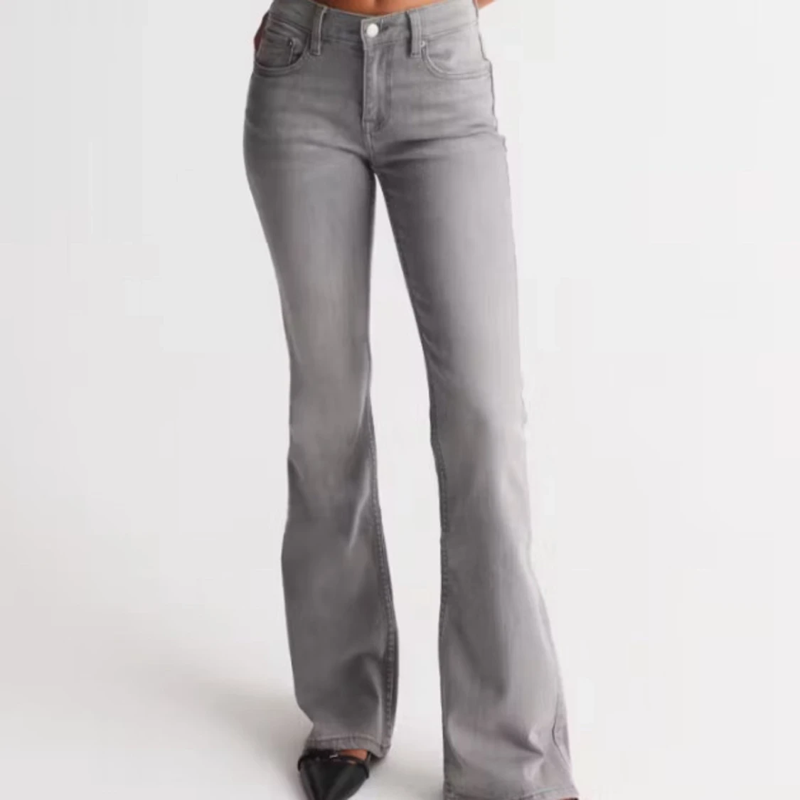 Grå bootcut jeans - 4