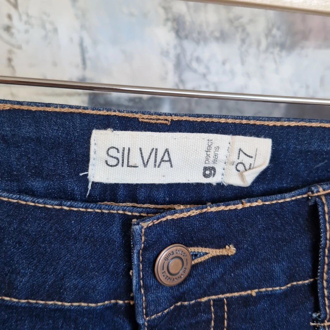 Mörkblå jeans från Silvia - 2