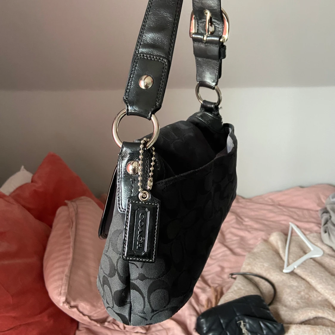 Svart axelväska från coach - 4