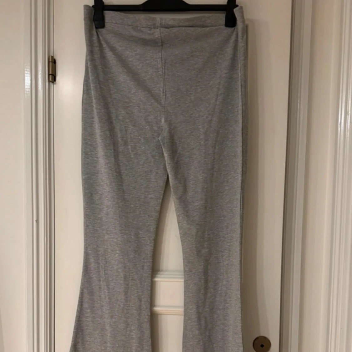 Grå mjukisbyxor från 157 - 4