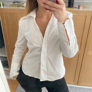 Vit skjorta - Vit skjorta från H&M 🥰