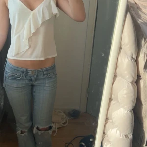 Volang linne - Jättefint volang linne❣️osäker på om ja vill sälja så fråga innan du köper