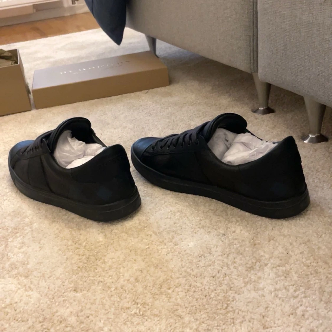Burberry sneakers (Kvitto finns!) - 1