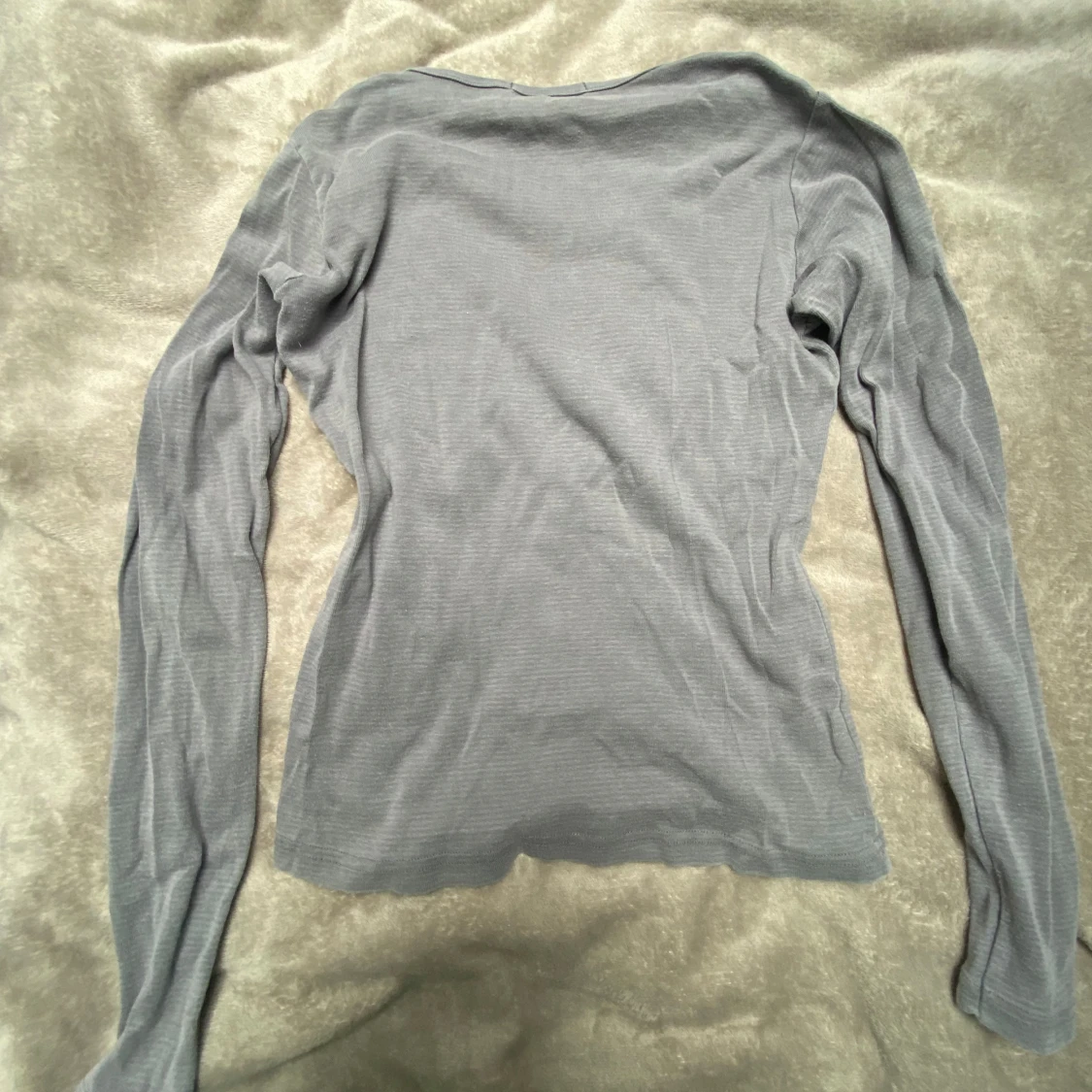 Grå långärmad topp från Brandy Melville - 1