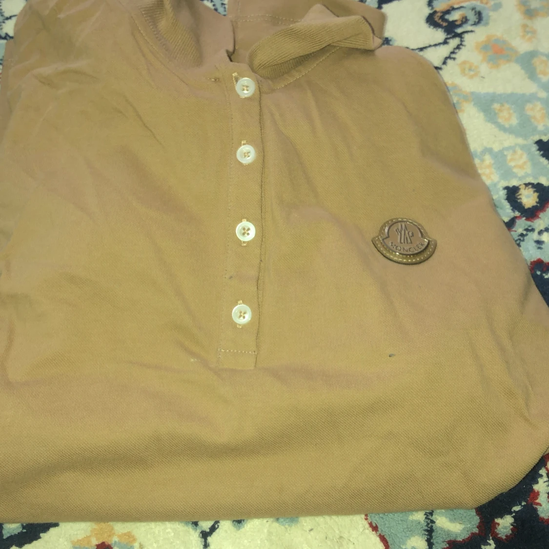 Beige pikétröja från Moncler - 2