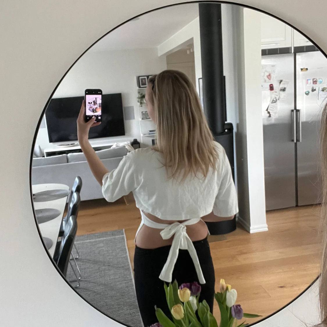 Vit croppad topp med knyt i ryggen - 3