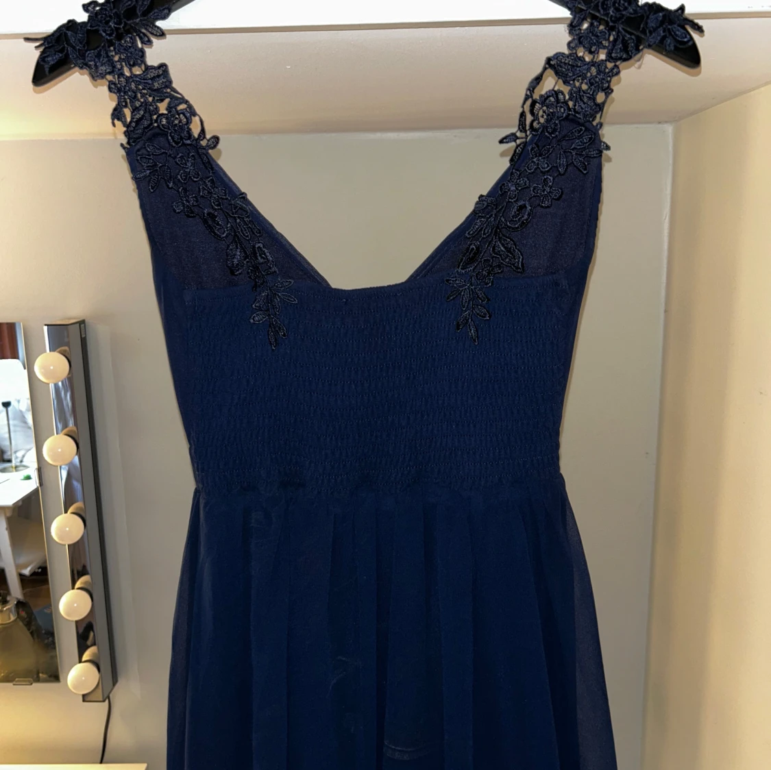Marinblå klänning  - 1