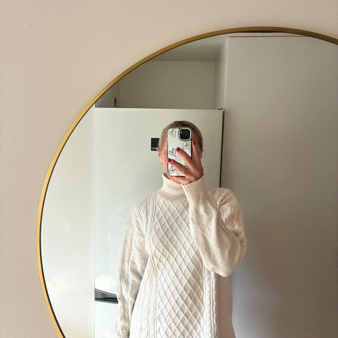 Vit stickad polotröja med mönster - 1