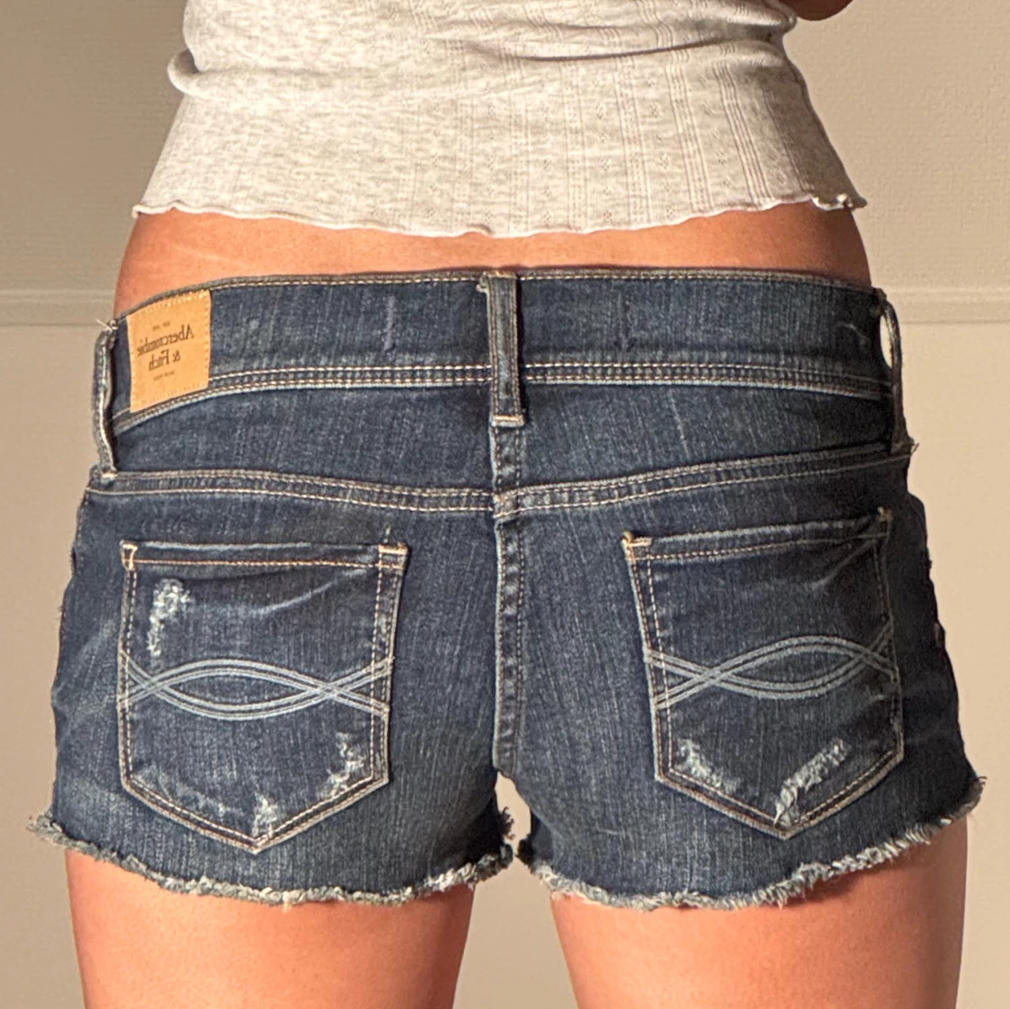 Abricombie & fitch low shorts  - 2