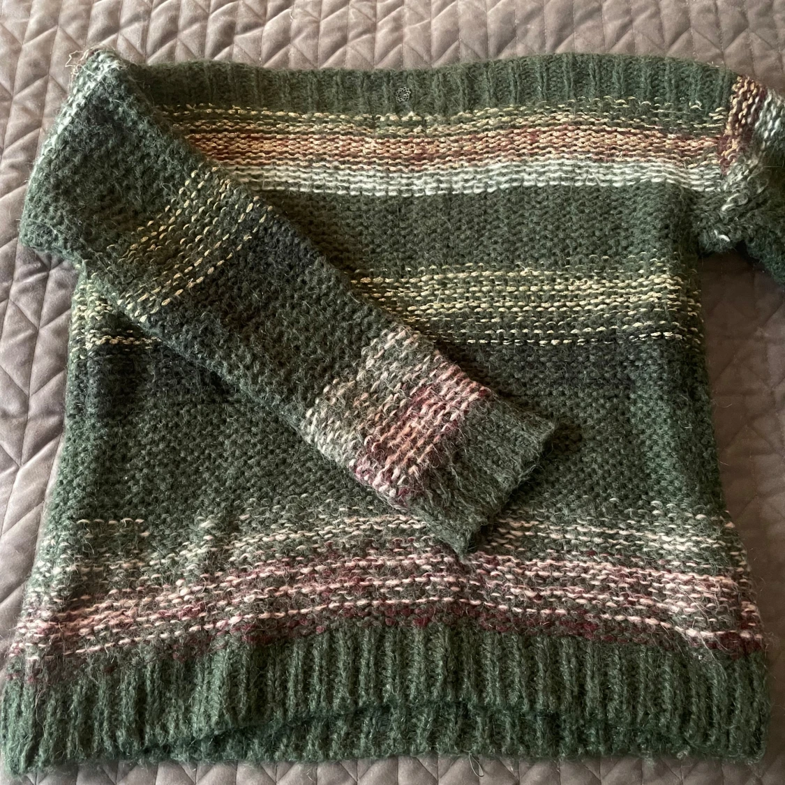 Randig stickad tröja från Nümph XS - 1