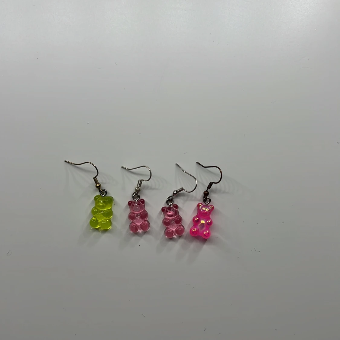 Gummy bear örhängen i rosa och lime