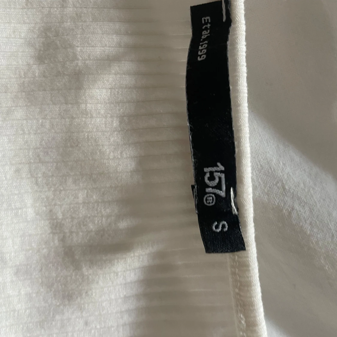 Vit ribbad långärmad tröja 157 - 1