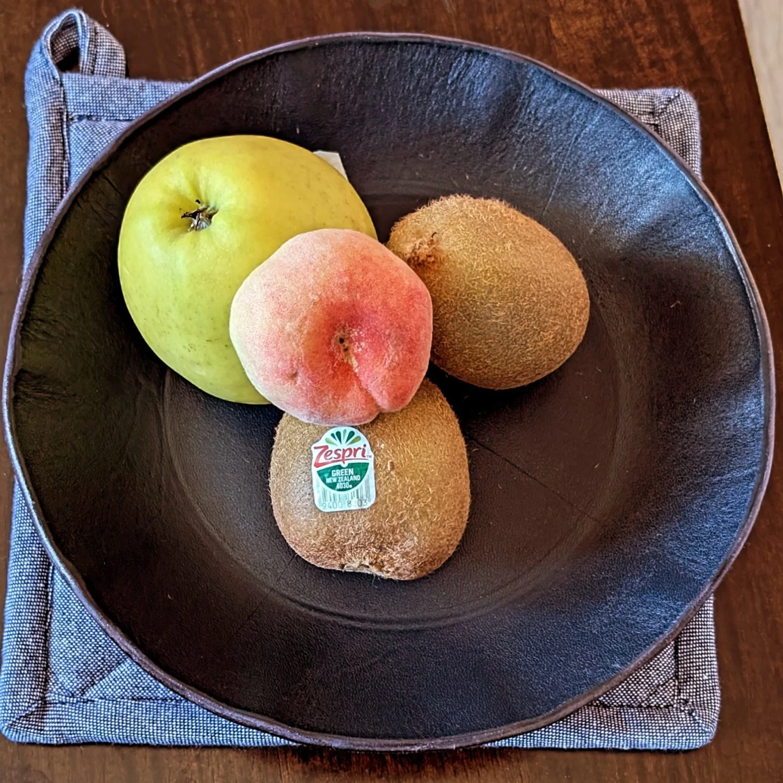 Skål i tjockt läder