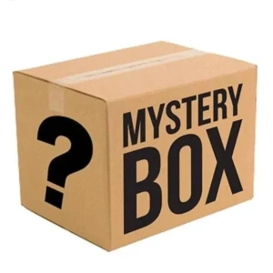  Fotboll Mystery box - Det går inte att avgöra titel, författare eller innehåll utifrån bilden. Bilden visar endast en låda märkt 'Mystery Box' utan information om bokens genre eller tema.
