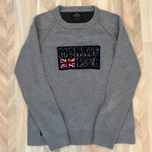 Morris tröja (S) - Säljer en snygg Morris tröja! Var inte blyg om att fråga om de minsta lilla, pris kan diskuteras!!!! 